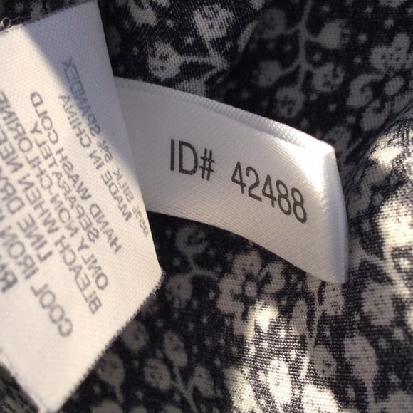 Express Design Studio Silk Floral Tie Back Blouse Sz S - Picture 9 of 12